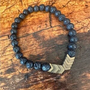 Arrow Lava Stone Aromatherapy Diffuser Bracelet Black Essential Oil Beads